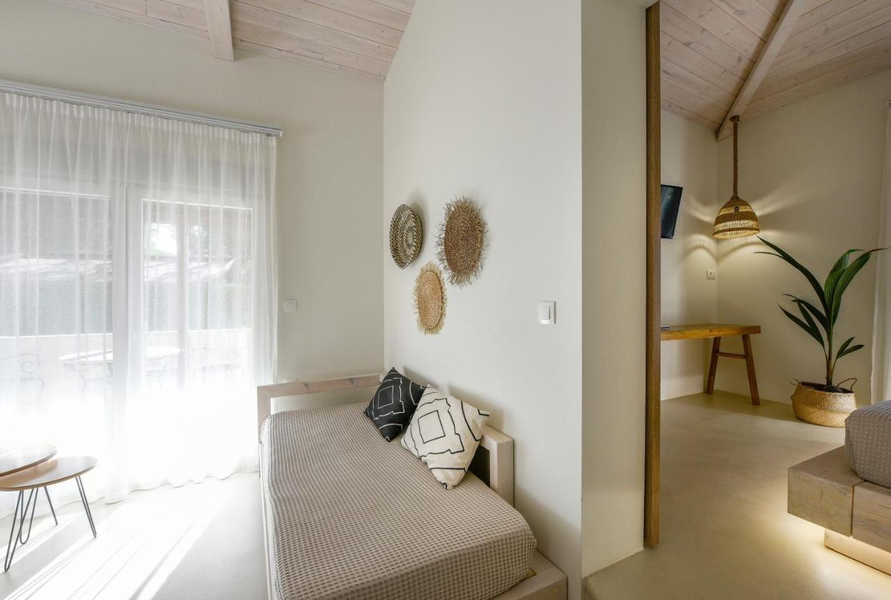 Karidi Beach Boutique Suites 보우르보우로우 외부 사진
